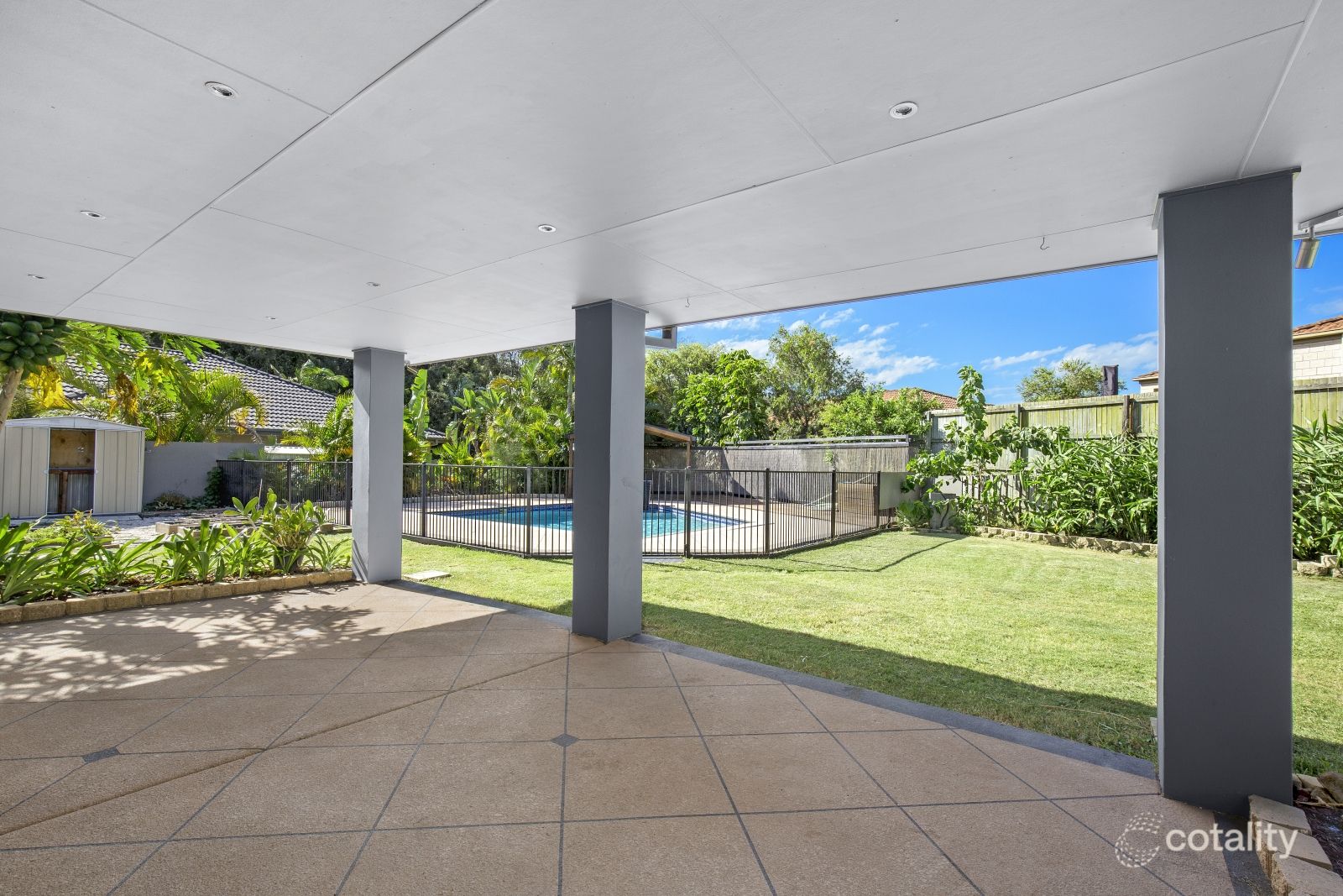 45 Nottinghill Gate Dr, Arundel, QLD 4214