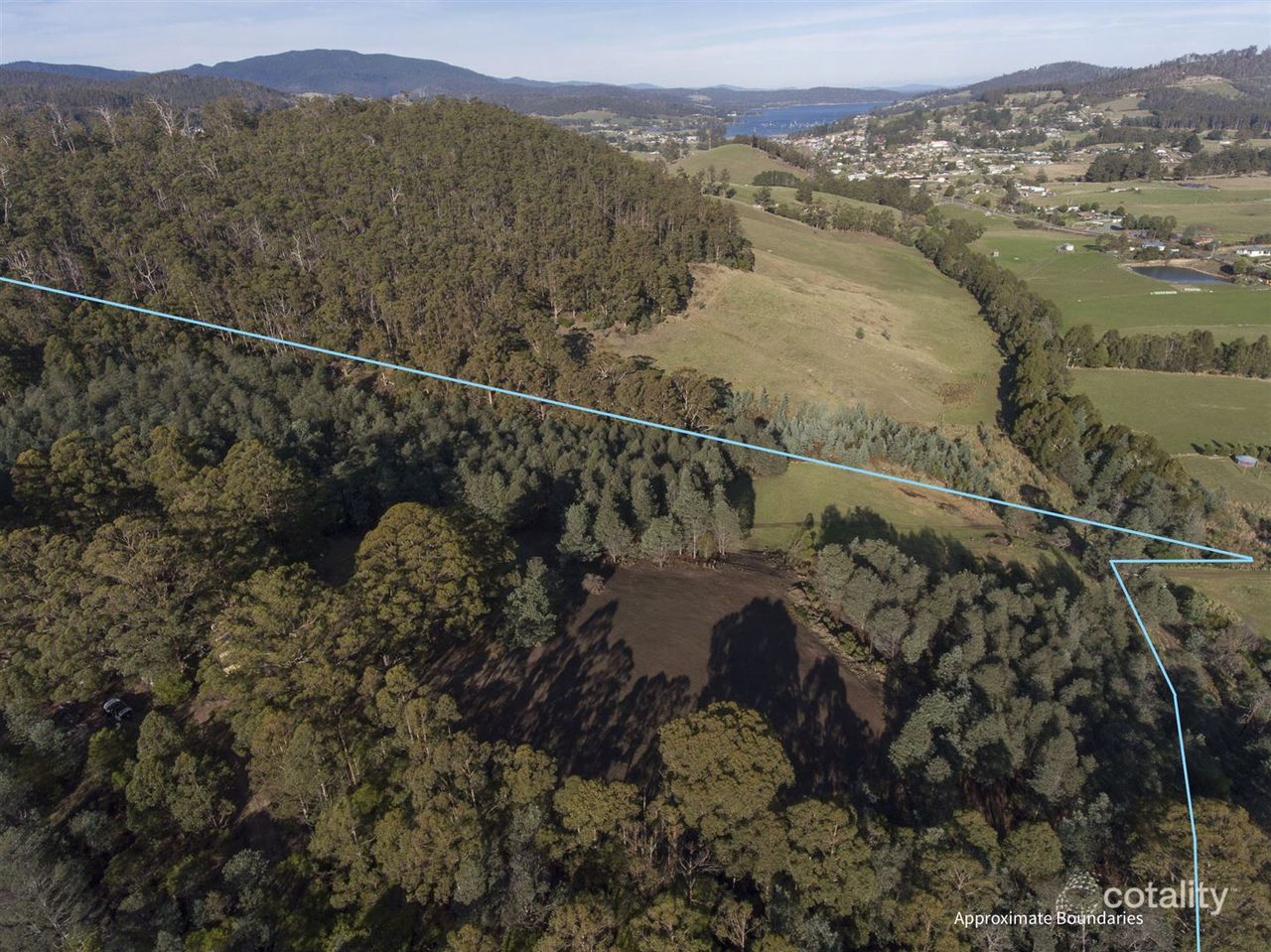 2 Dougs Rd, Cygnet, TAS 7112
