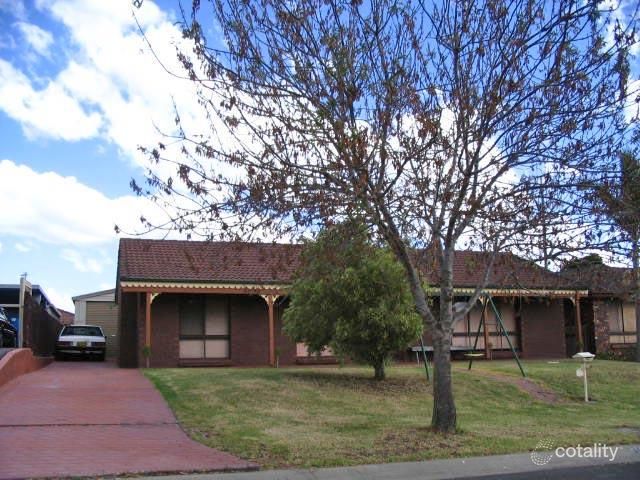 34 Tarra Cres, Oak Flats, NSW 2529