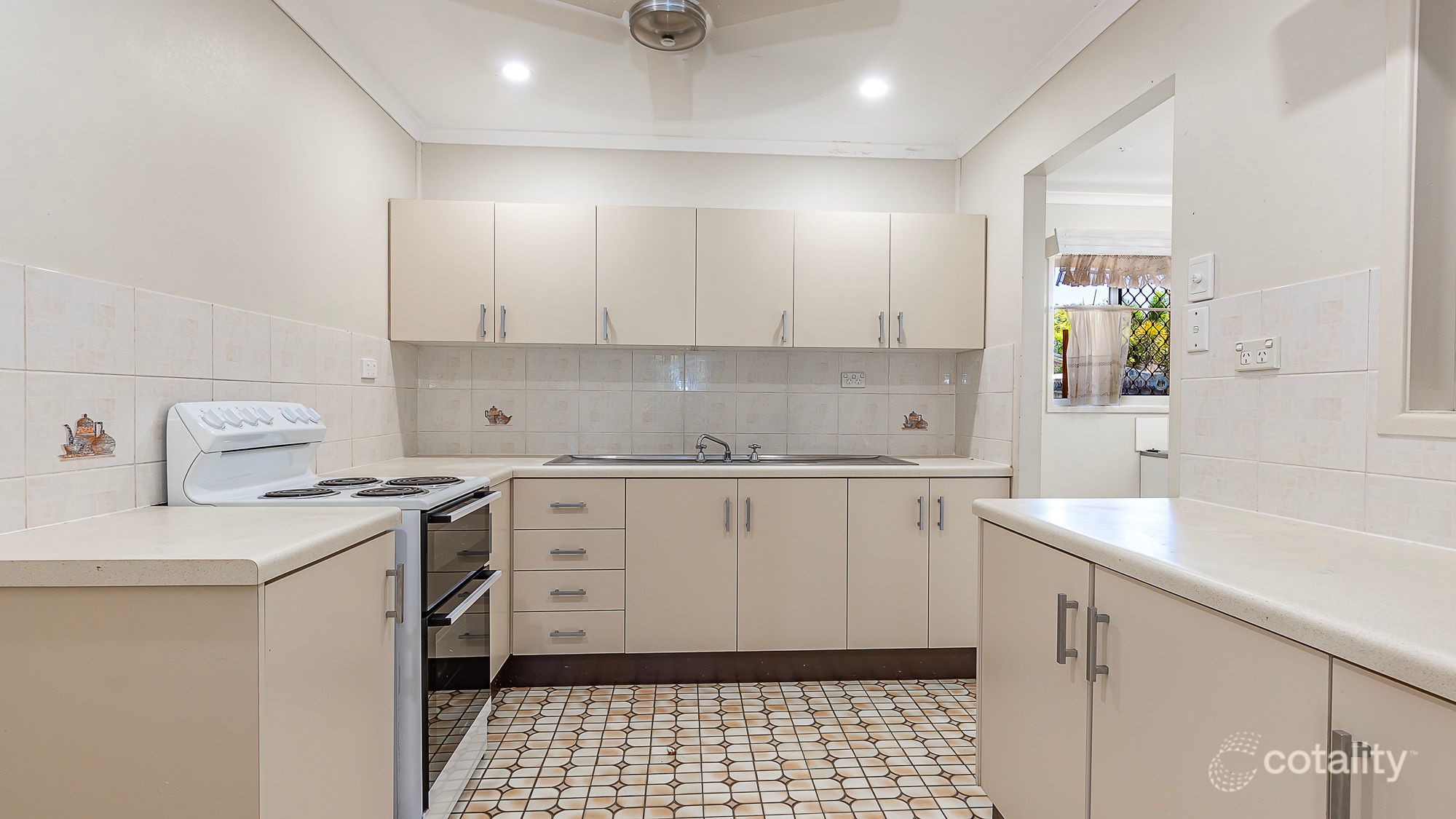 11 Fullerton Ct, Kirwan, QLD 4817