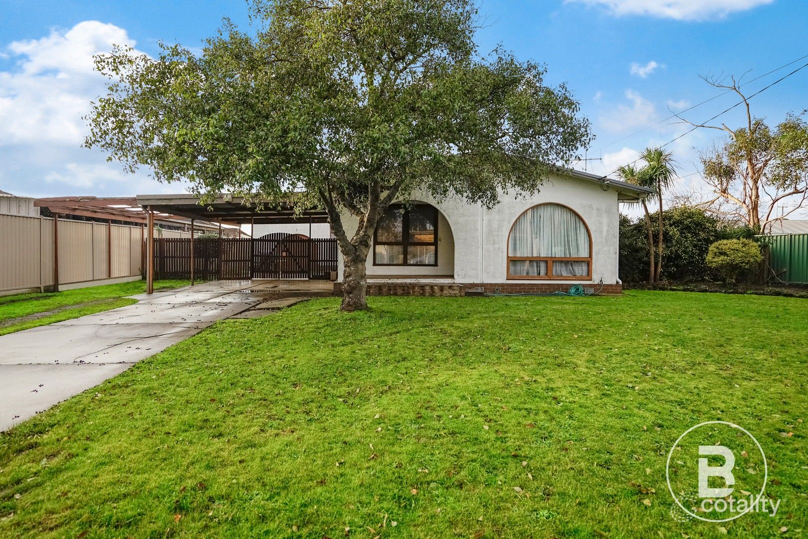 3 Rowan Pde, Wendouree, VIC 3355