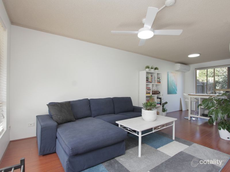 8/17 Cayley St, Glendalough, WA 6016