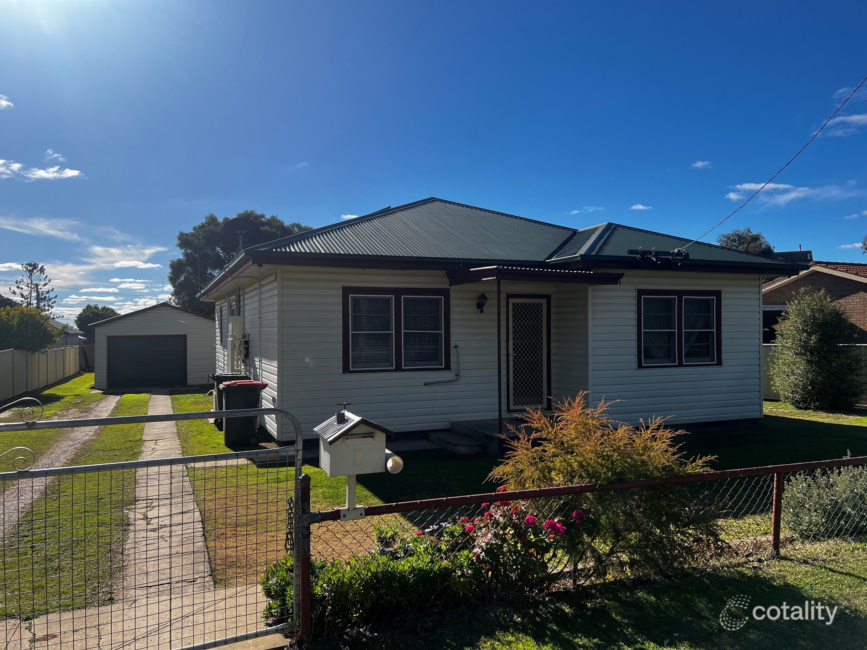 7 Market St, West Tamworth, NSW 2340
