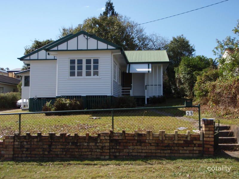 23 Carbethon St, Manly, QLD 4179