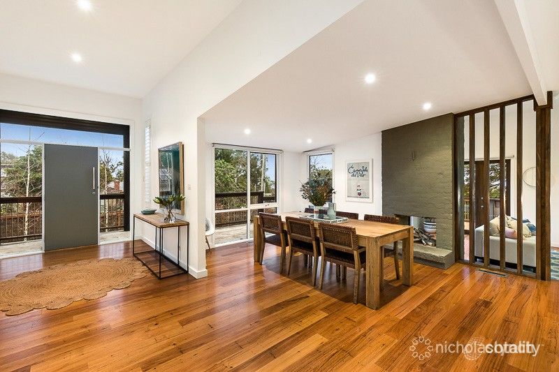 30 Mountain View Rd, Mount Eliza, VIC 3930