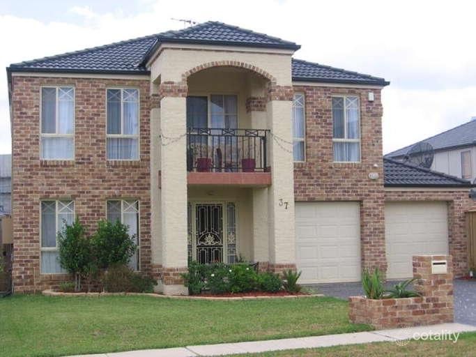 37 John Warren Ave, Glenwood, NSW 2768