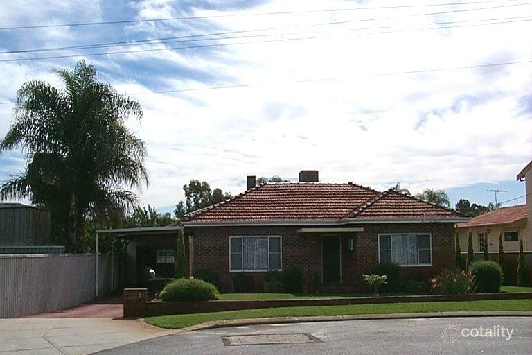 31 Aldam Cres, Shelley, WA 6148