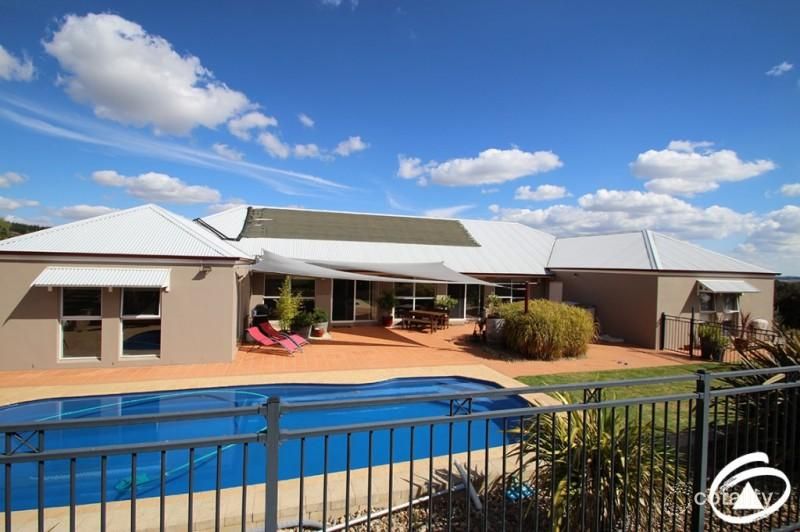 90 Weemilah Pl, Clifton Grove, NSW 2800