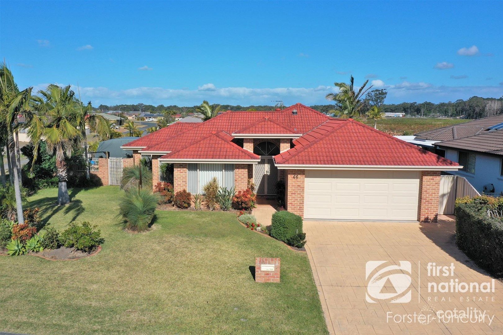 66 Viola Cct, Tuncurry, NSW 2428