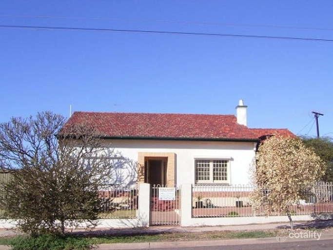 11 Gowrie Ave, Whyalla Playford, SA 5600