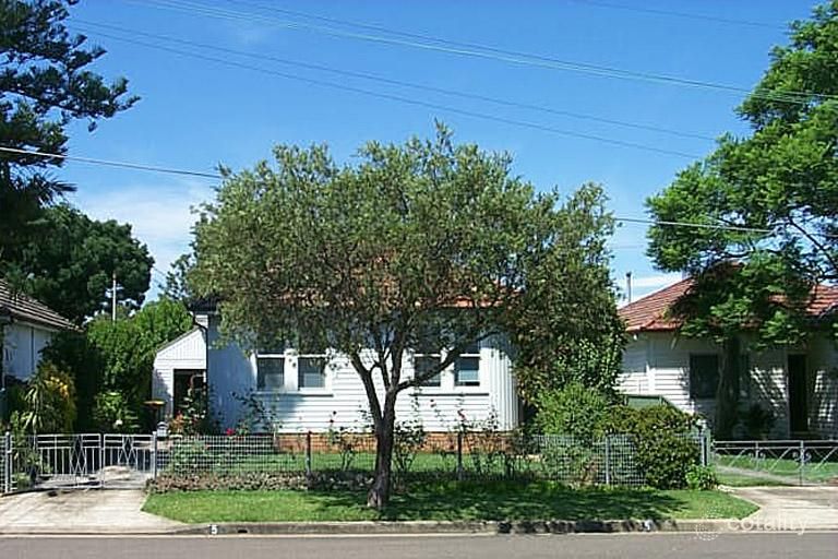 5 Morris St, Regents Park, NSW 2143
