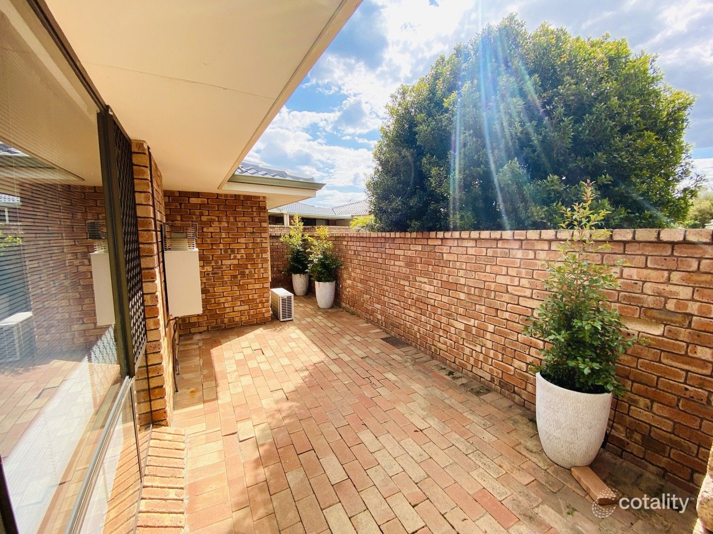 34 Dealy Cl, Cannington, WA 6107