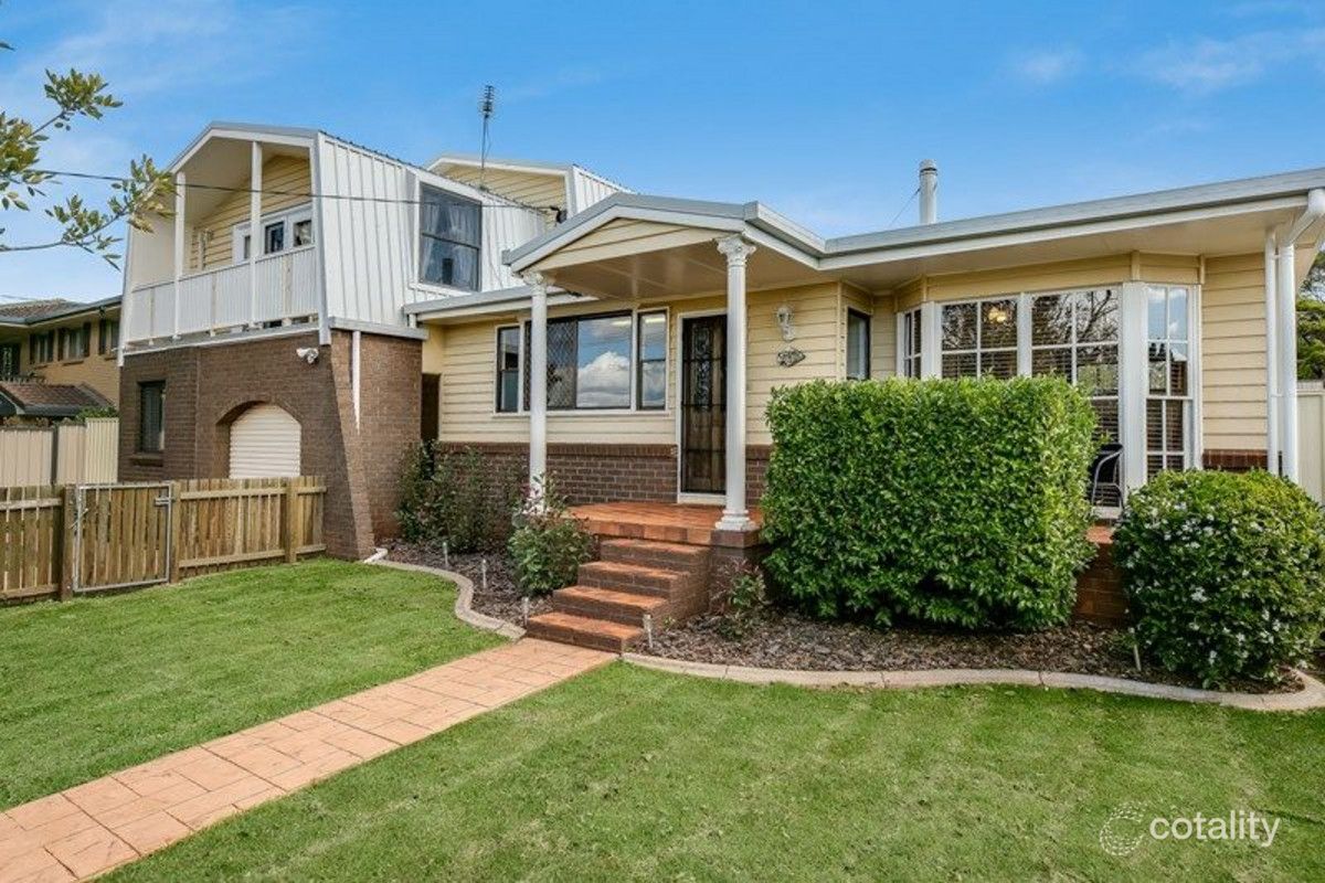 75 Hoey St, Kearneys Spring, QLD 4350