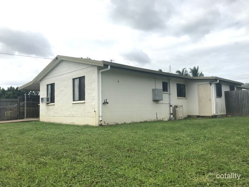 1/4 St Lucia Dr, Rasmussen, QLD 4815