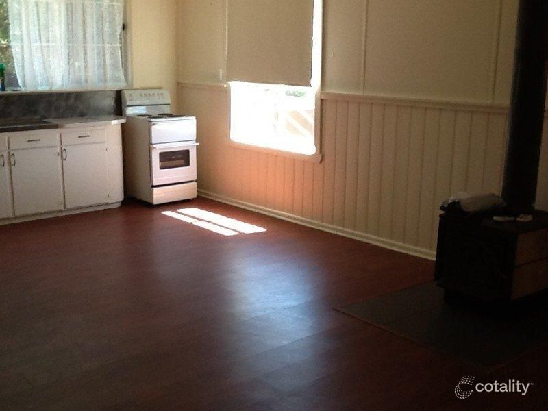 8 Devereux St, Warracknabeal, VIC 3393