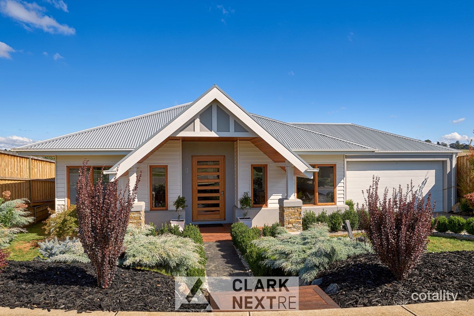 13 Hawkesburn Ct, Warragul, VIC 3820