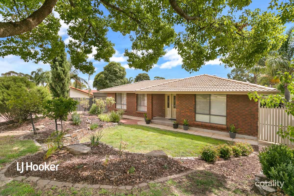 32 Pelsaert Ave, Fairview Park, SA 5126