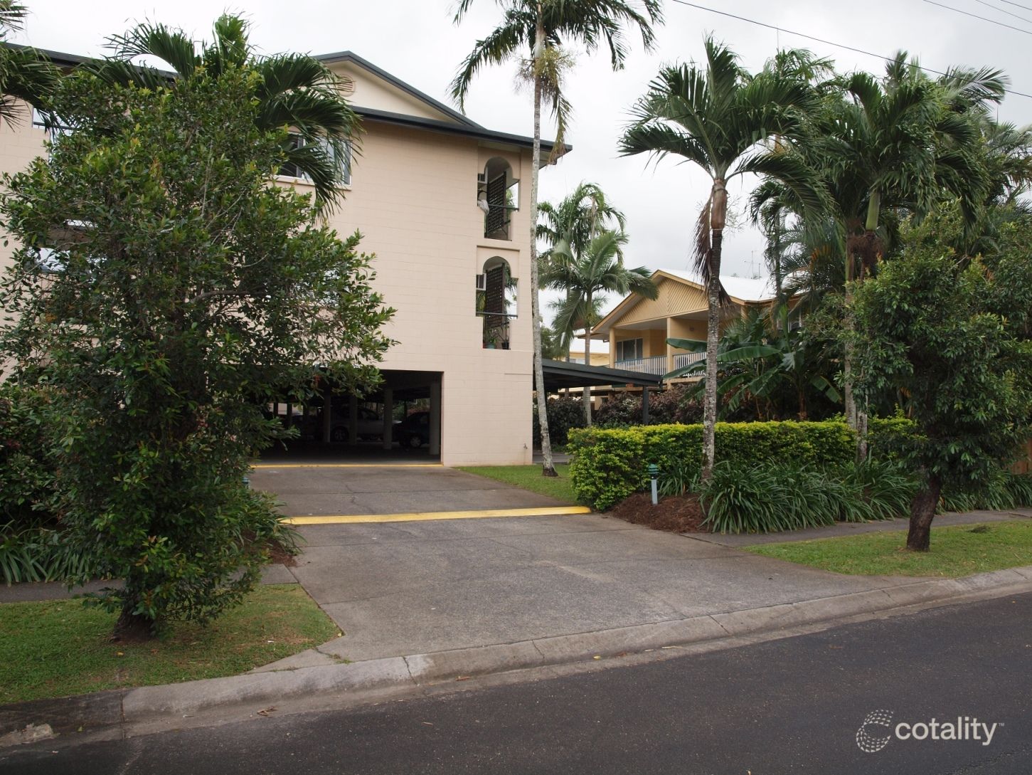 1/55-57 Mccormack St, Manunda, QLD 4870