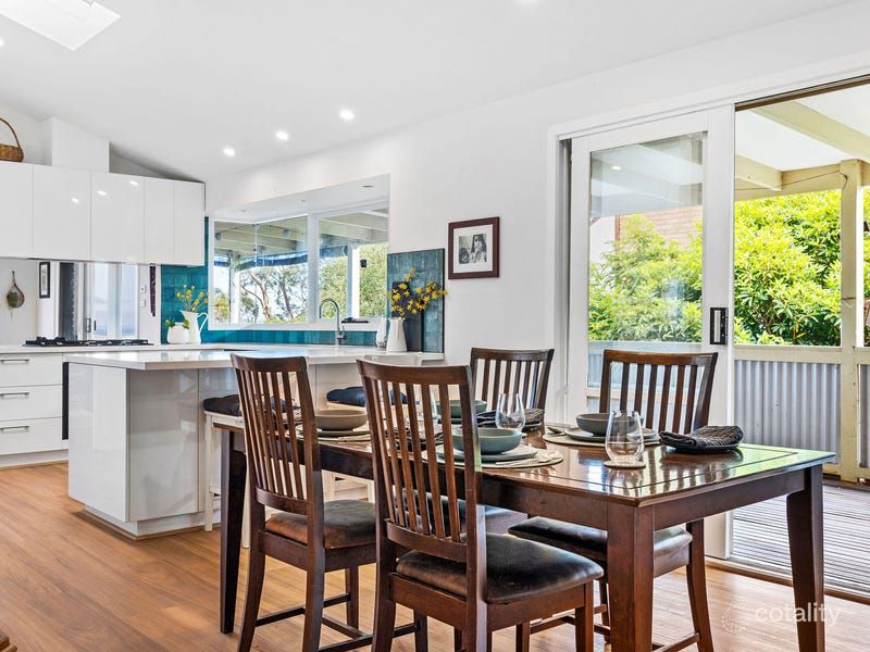 101 Somerset Dr, Mount Martha, VIC 3934