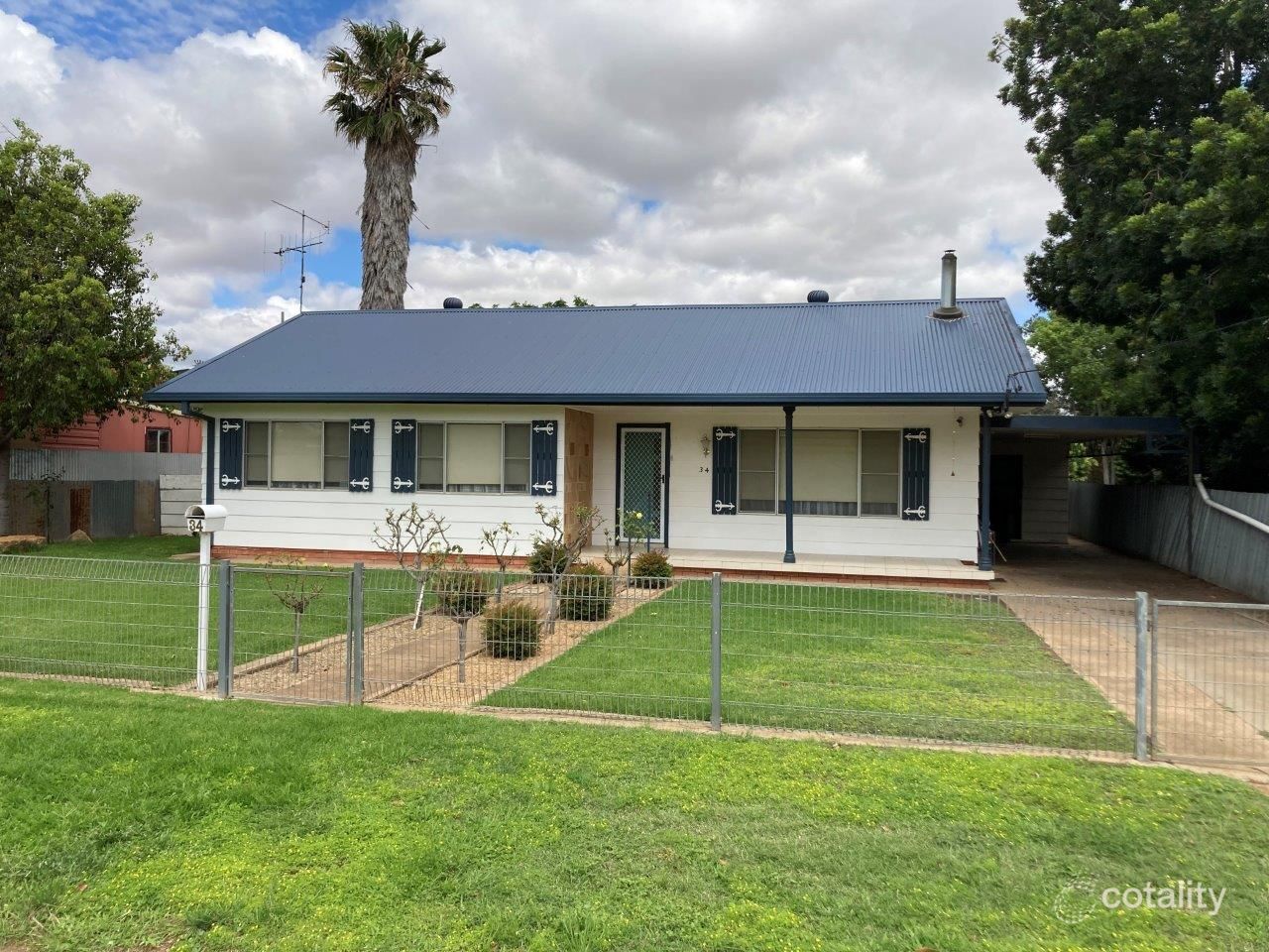 34 Third Ave N, Narromine, NSW 2821