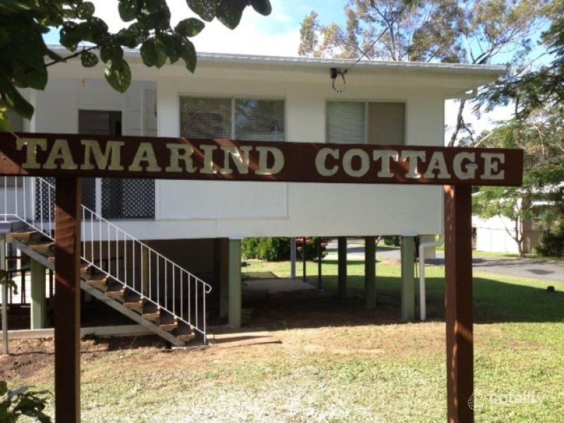 1 Orange Grove St, Coochiemudlo Island, QLD 4184