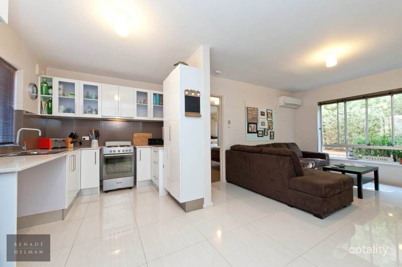 9/219 Scarborough Beach Rd, Doubleview, WA 6018