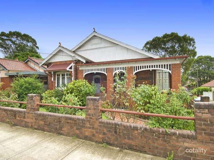 24 Wallace St, Ashfield, NSW 2131