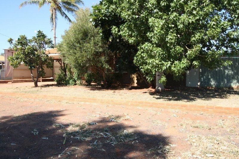 6 Lathwell Cl, Nickol, WA 6714