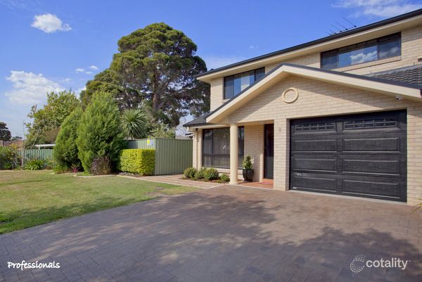 2 Sandra Ave, Panania, NSW 2213