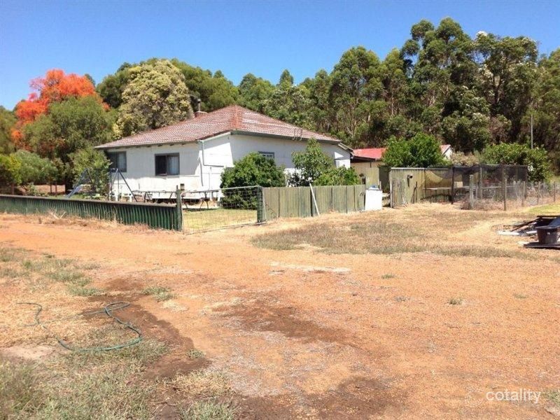 77 Burton St, Manjimup, WA 6258