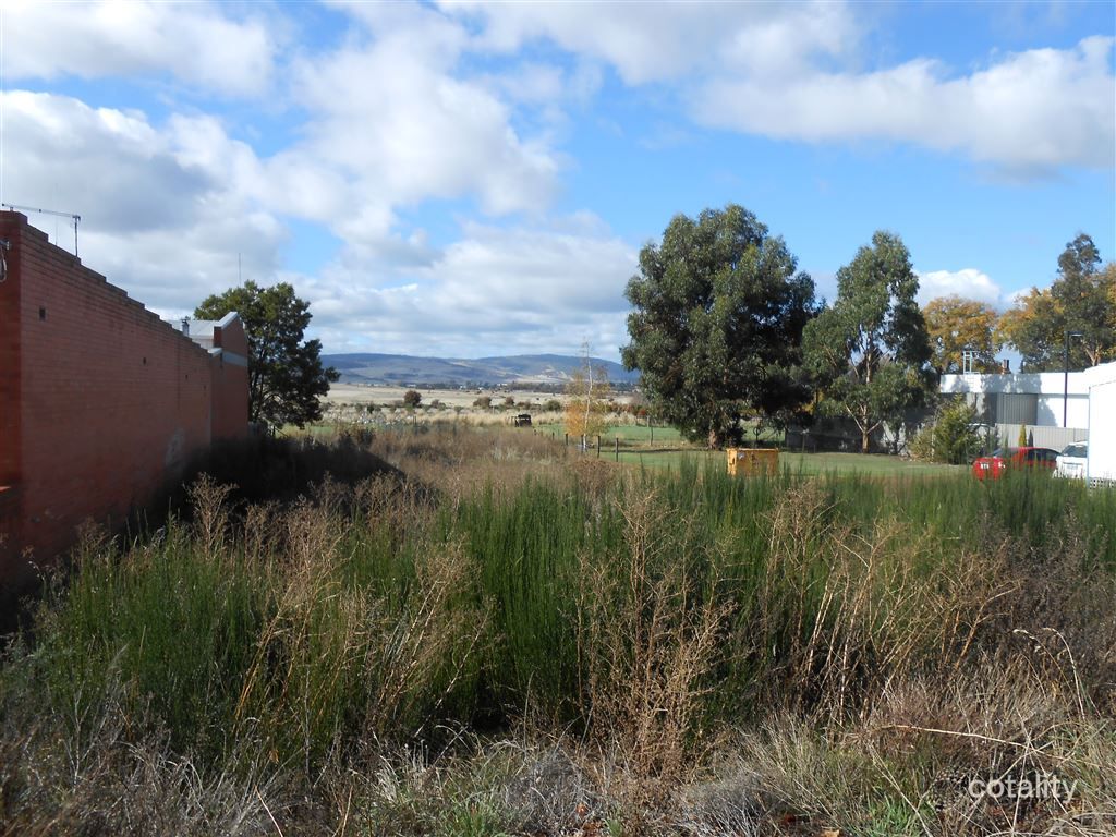 81 High St, Campbell Town, TAS 7210