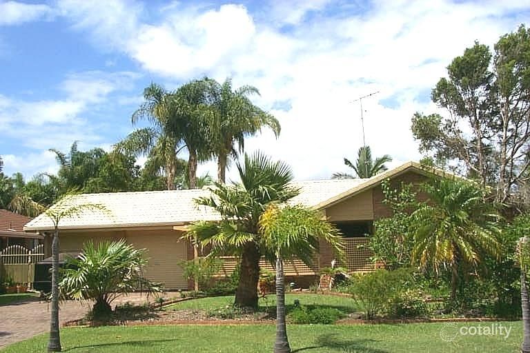 9 Rangeview Ct, Burleigh Waters, QLD 4220