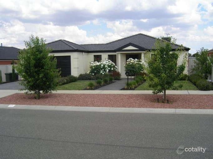 69 Arthurs Cres, Strathfieldsaye, VIC 3551
