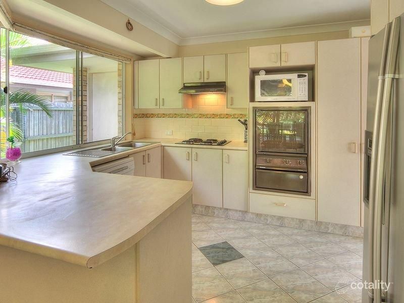 5 Spurway St, Heritage Park, QLD 4118