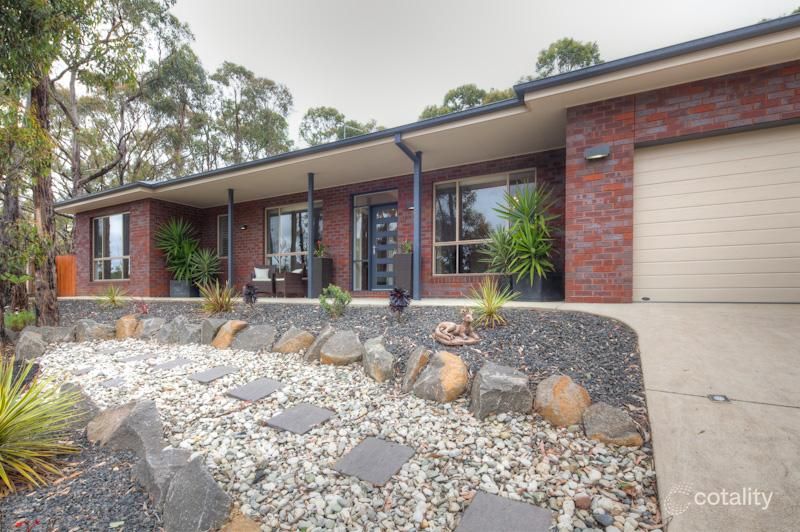 7 Brodie Ct, Mount Helen, VIC 3350