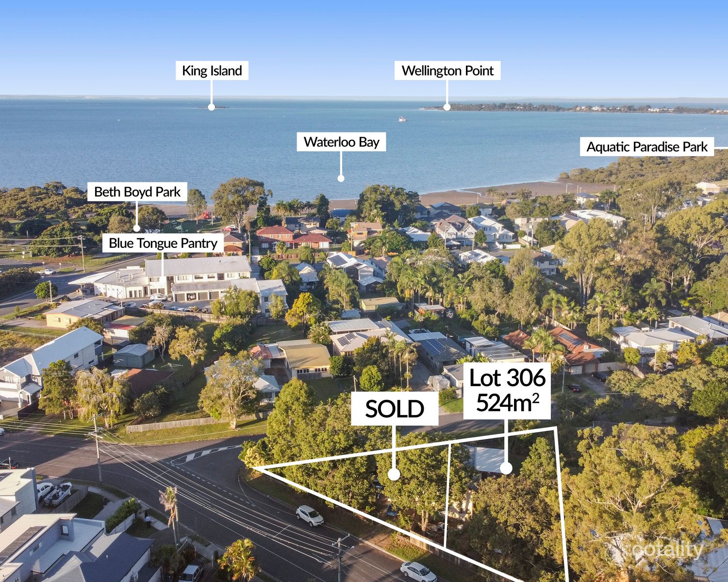 111 Thorneside Rd, Thorneside, QLD 4158