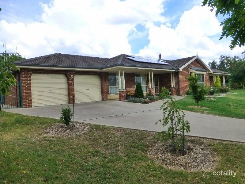 32 Church St, Perthville, NSW 2795