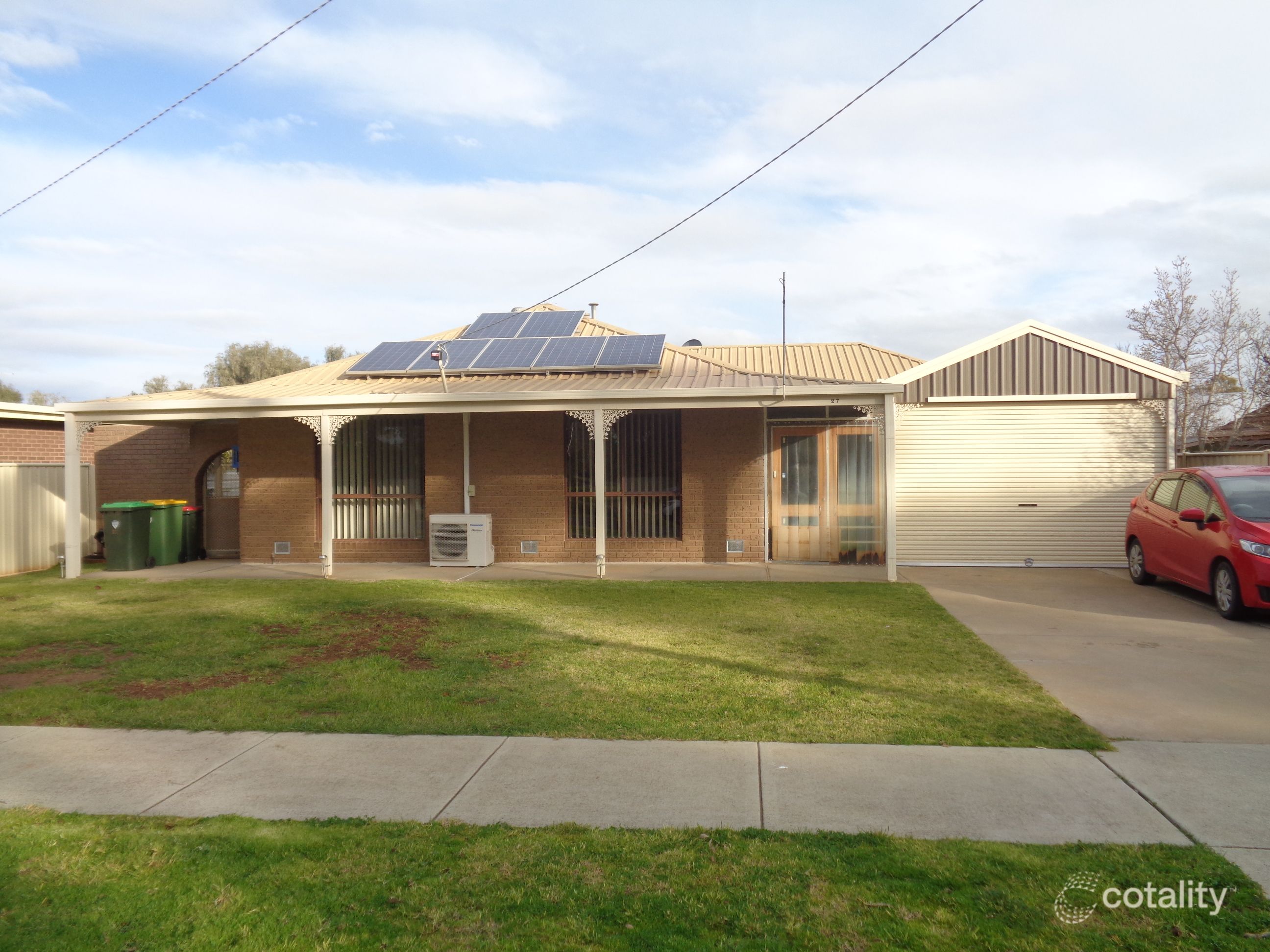 27 Diggora Rd, Rochester, VIC 3561