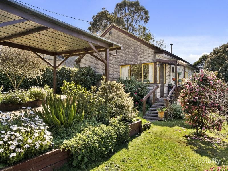 8 Hardidge St, Croydon, VIC 3136