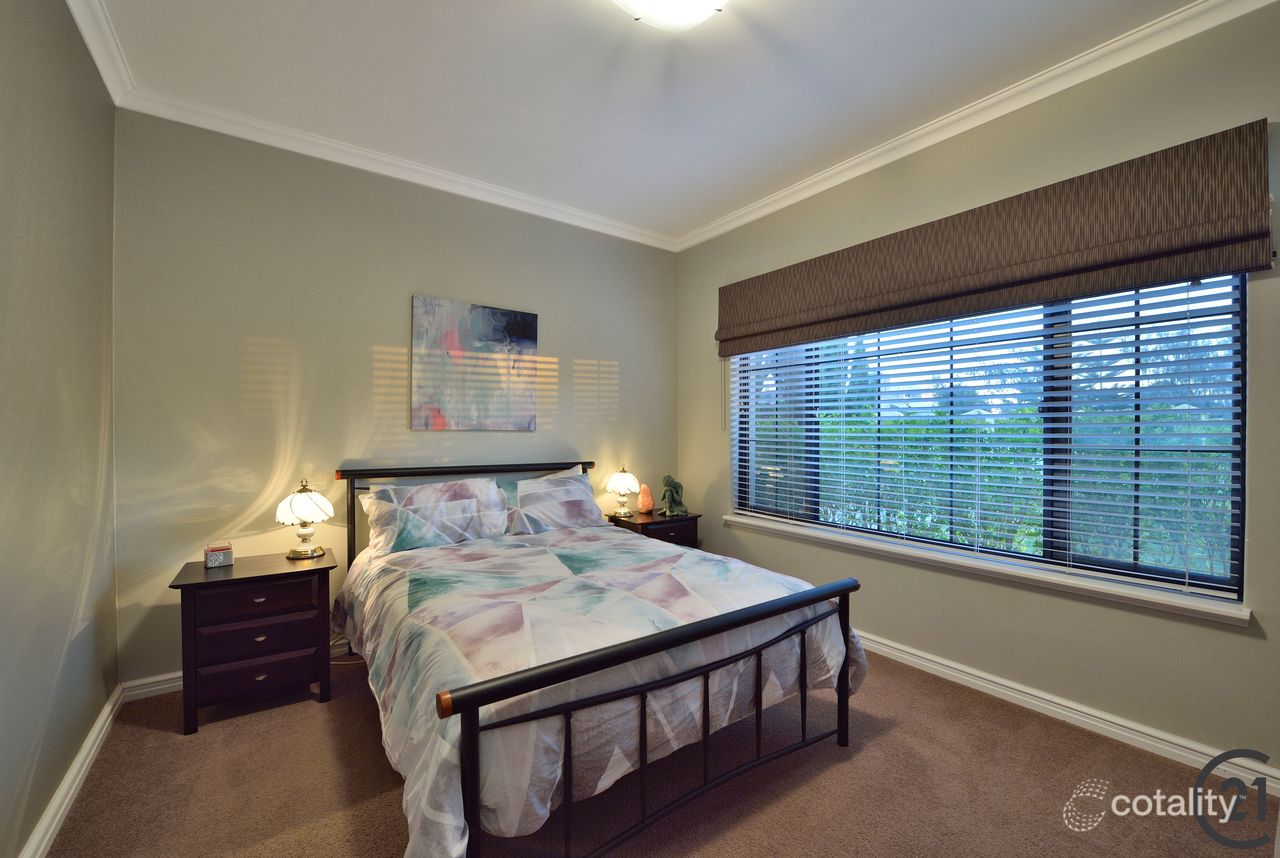 15 Frederick Way, Wannanup, WA 6210