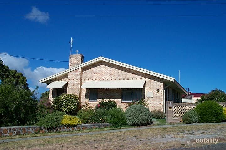 8 Miller St, Emu Point, WA 6330