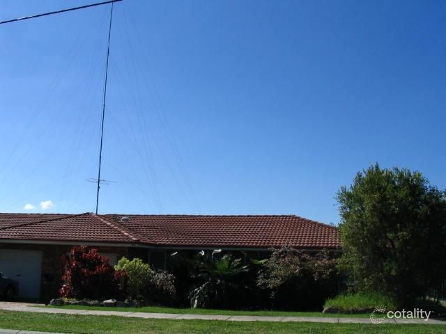 43 Myles Ave, Warners Bay, NSW 2282