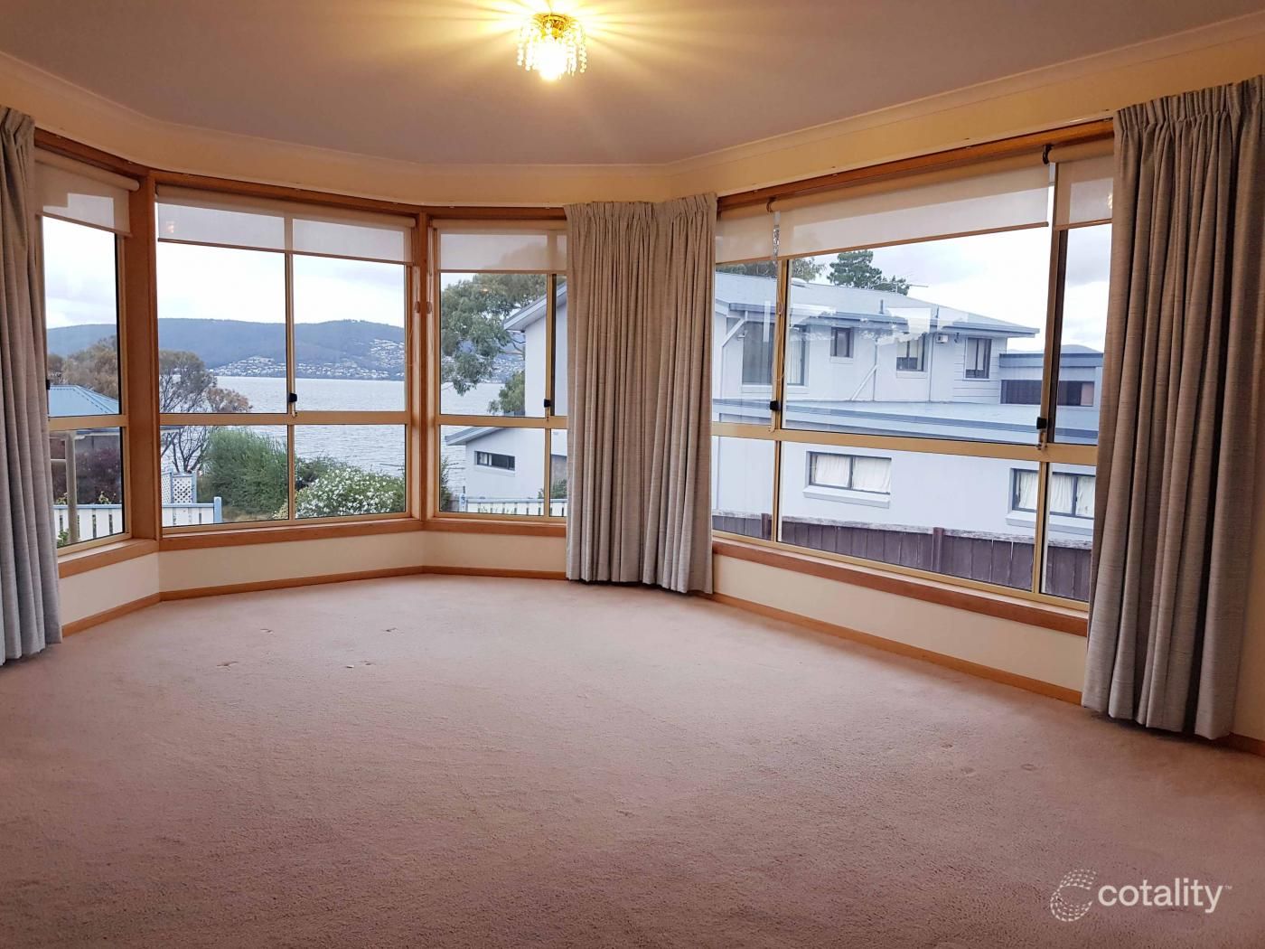 2/177 Tranmere Rd, Howrah, TAS 7018