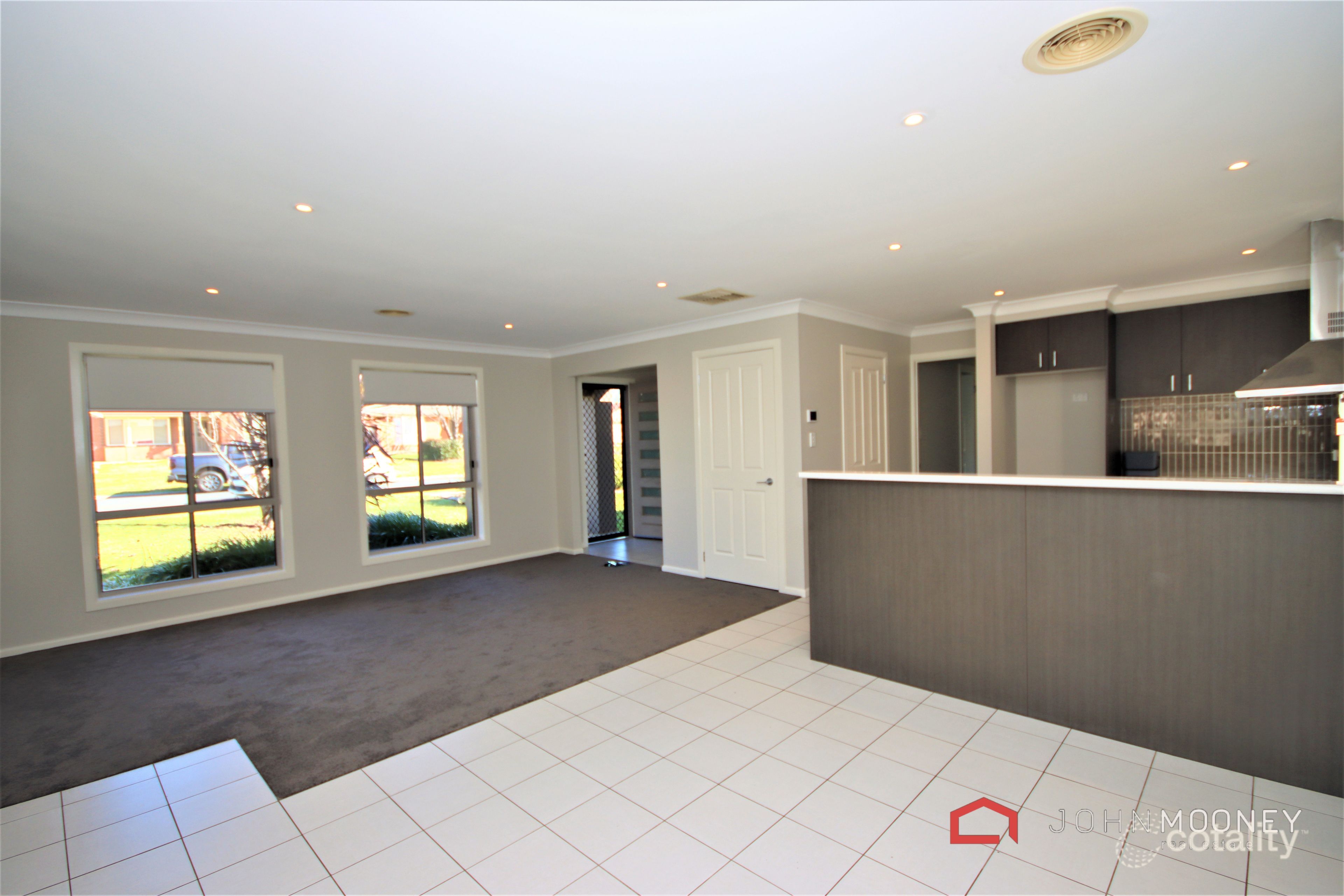 44 Nunkeri St, Glenfield Park, NSW 2650