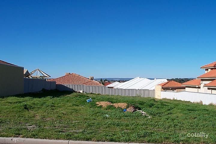 38 Robertson Rd, Kardinya, WA 6163