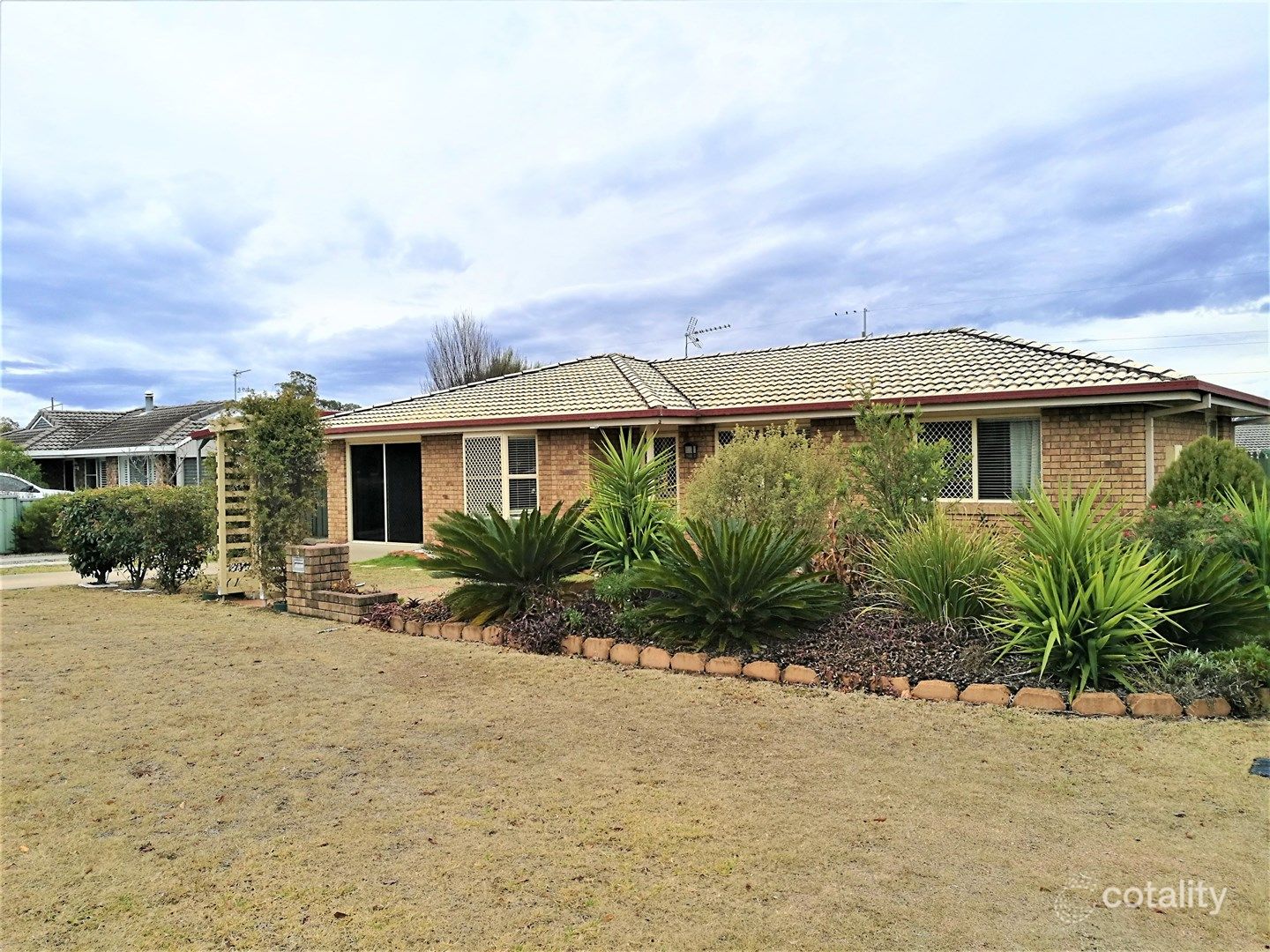 5 Fairway Dr, Warwick, QLD 4370