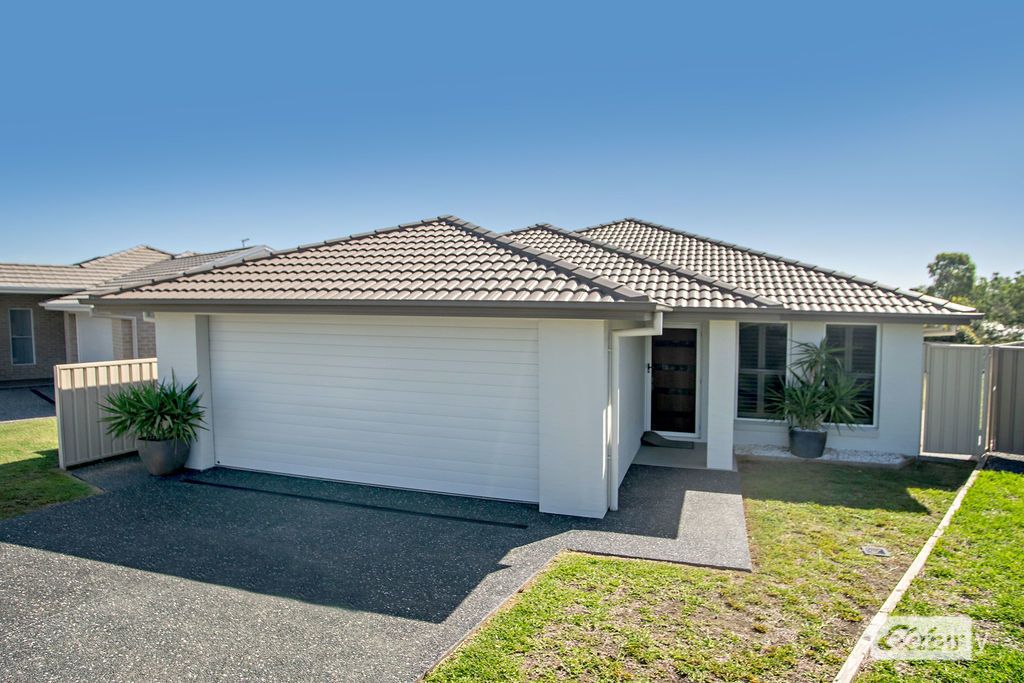 4 Stirling Pl, Taree, NSW 2430