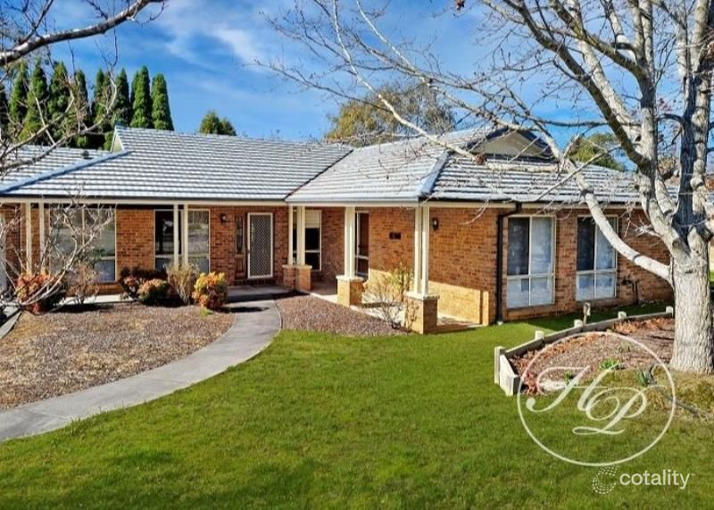 8 Bill O'Reilly Cl, Bowral, NSW 2576