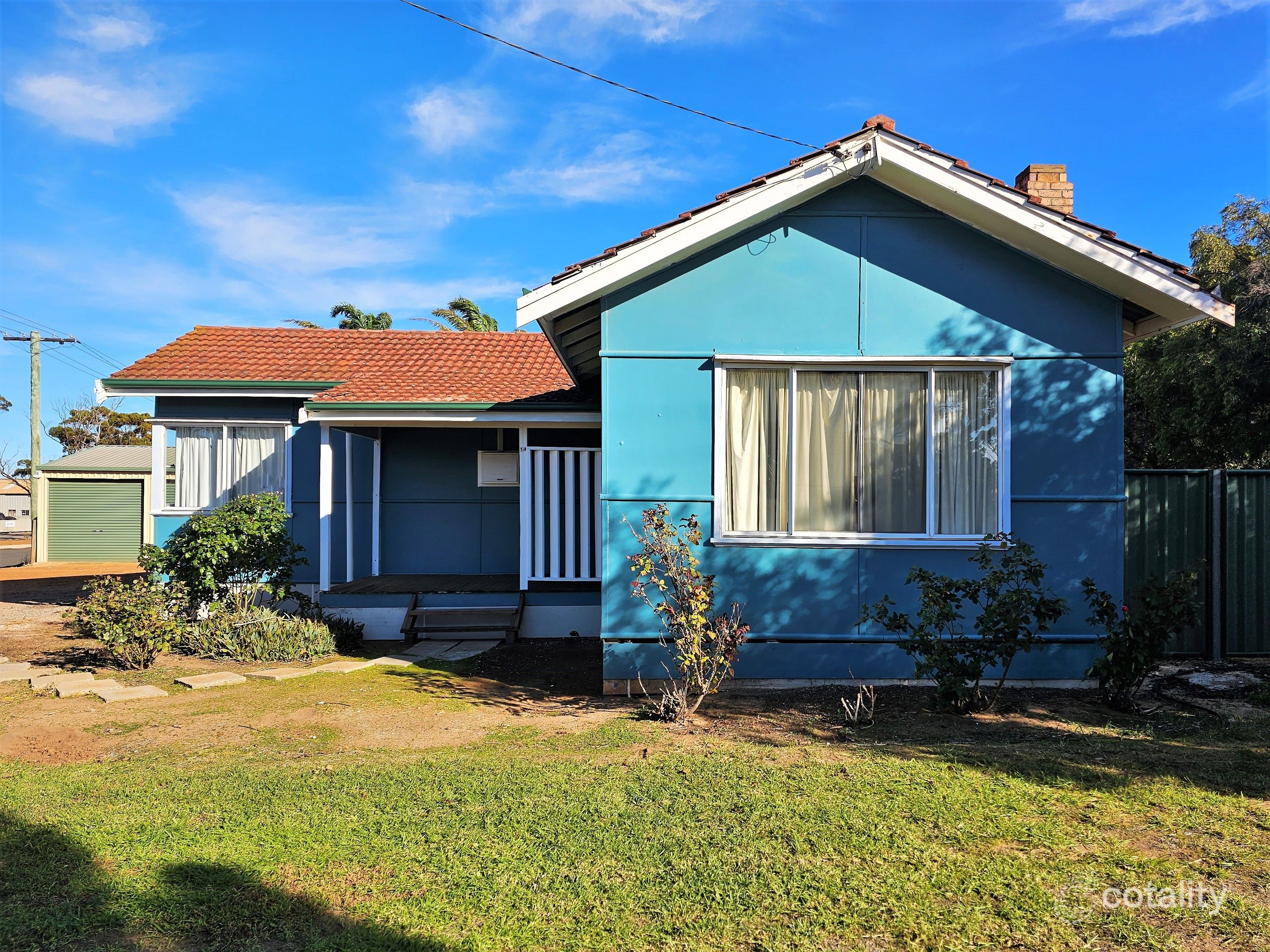 14 South Rd, Lake Grace, WA 6353