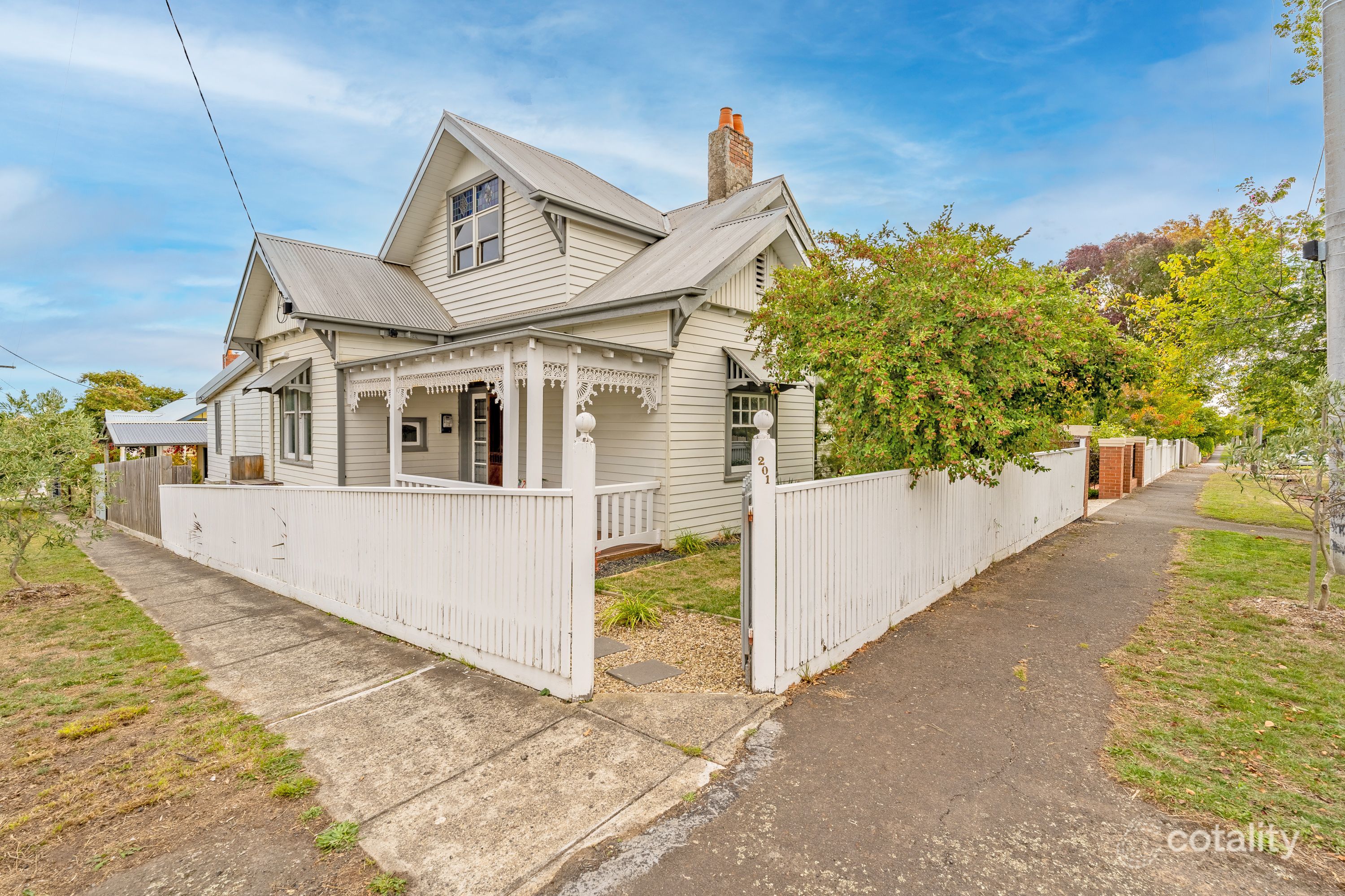 201 Clarendon St, Soldiers Hill, VIC 3350